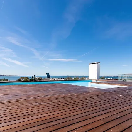 Guestready - Apt With Stunning Rooftop Pool Апартаменты