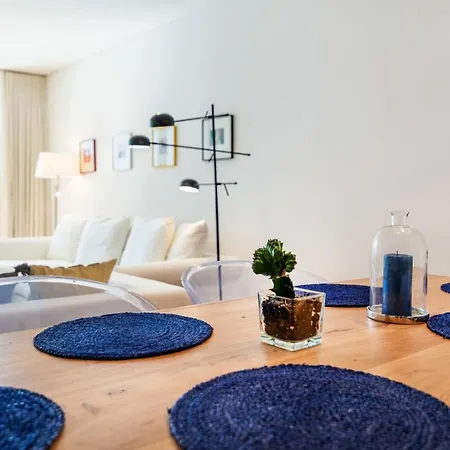 Апартаменты Guestready - Apt With Stunning Rooftop Pool *