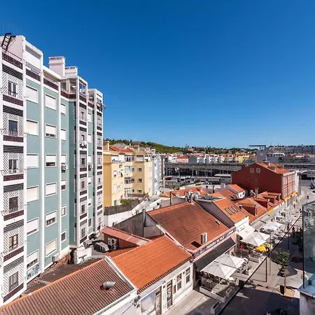 Guestready - Apt With Stunning Rooftop Pool * Алжеш